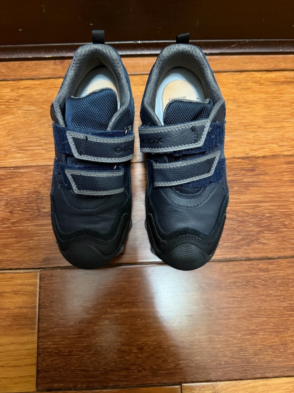 Geox Navy and Gray Kids Hook-and-Loop Athletic Shoes new